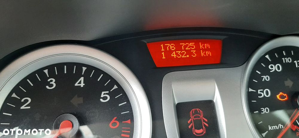 Renault Clio 1.2 TCE Wind - 33