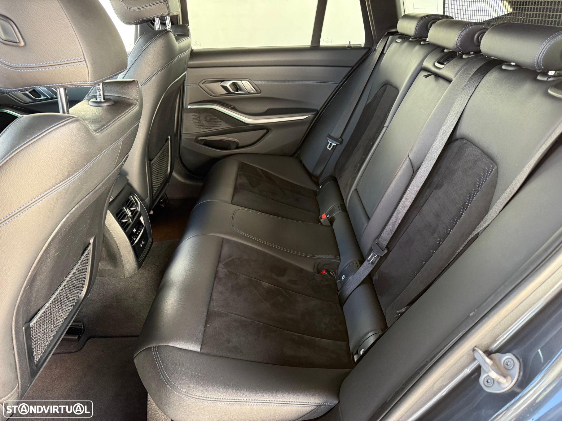 BMW 320 d Touring Pack M Auto - 14