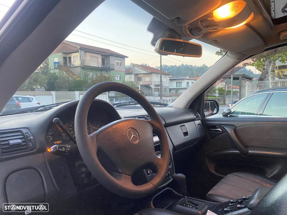 Mercedes-Benz ML 270 - 10