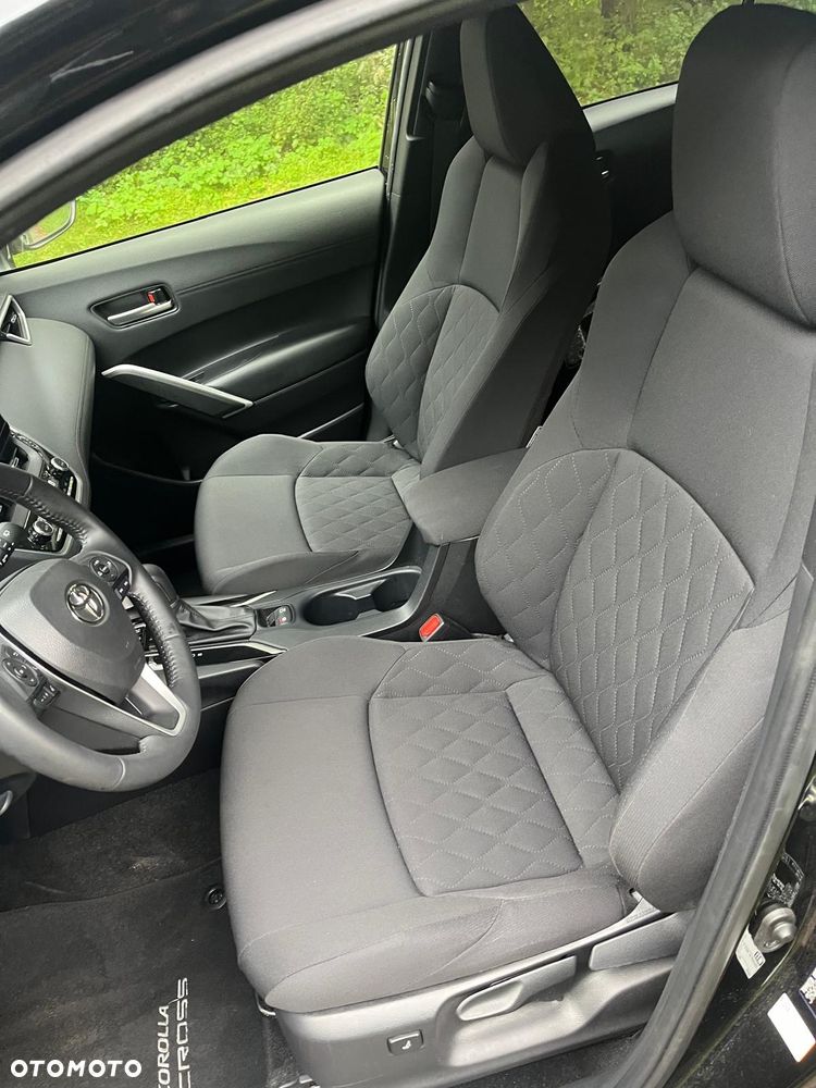Toyota Corolla Cross 2.0 Hybrid Style AWD - 9