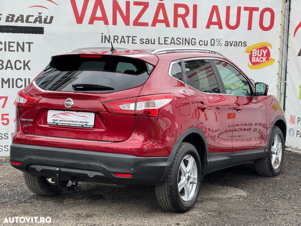 Nissan Qashqai 1.6 DCI Start/Stop X-TRONIC Tekna - 4