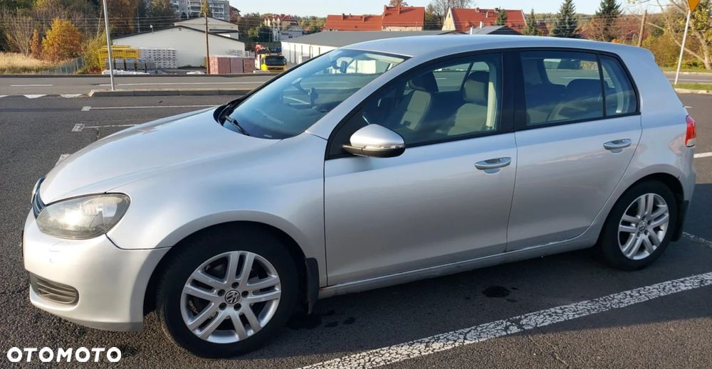 Volkswagen Golf 1.6 Comfortline - 6