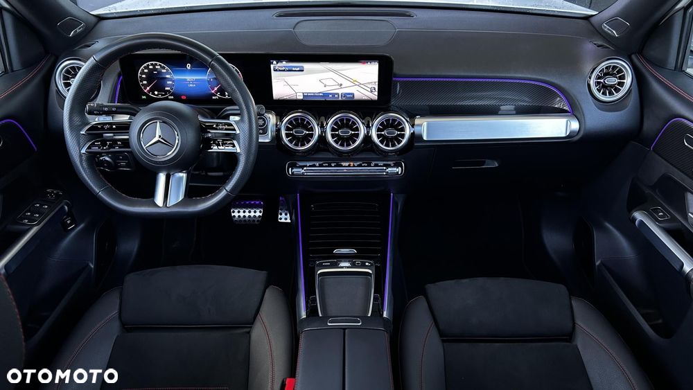 Mercedes-Benz GLB 200 d 4-Matic AMG Line 8G-DCT - 17