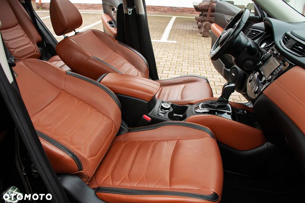 Nissan X-Trail 2.0 dCi ALL-MODE 4x4i Xtronic Tekna - 25