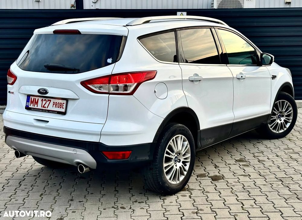 Ford Kuga 2.0 TDCi 4x4 Aut. Titanium - 6