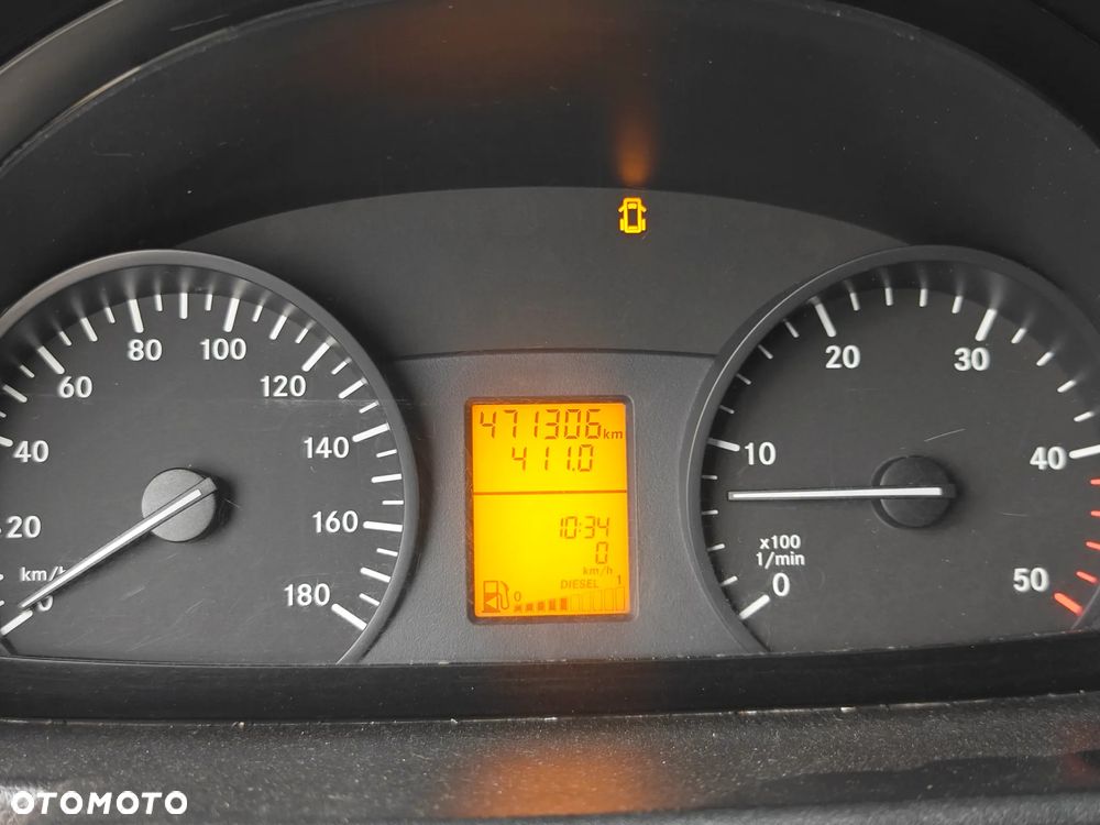 Mercedes-Benz Sprinter 319 - 7