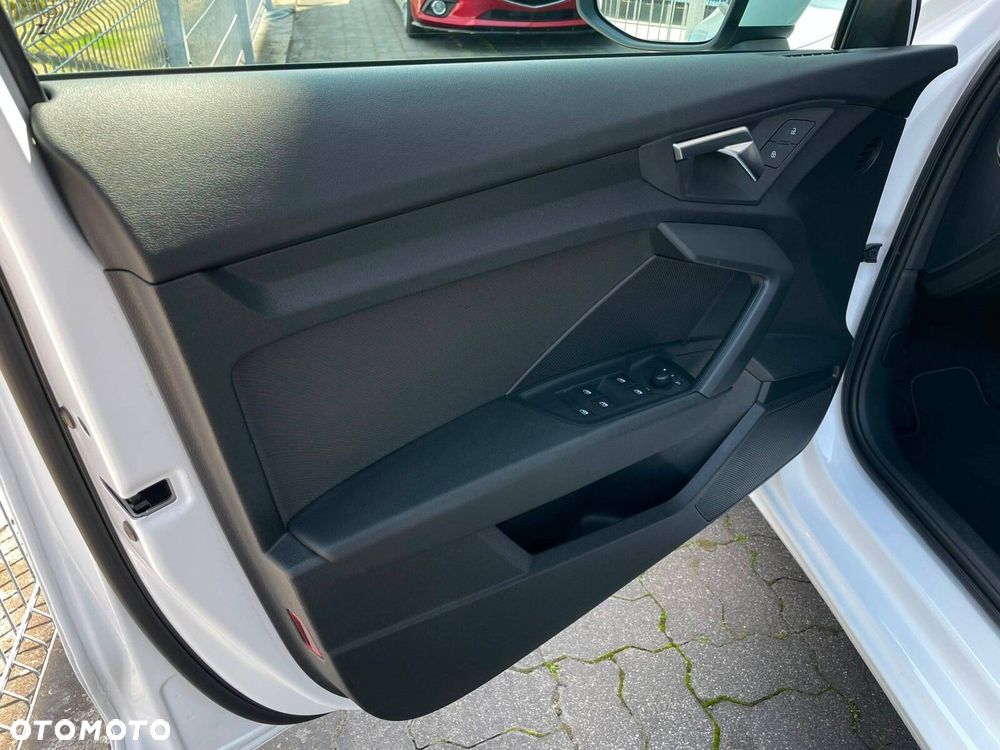Audi A3 Sportback - 17