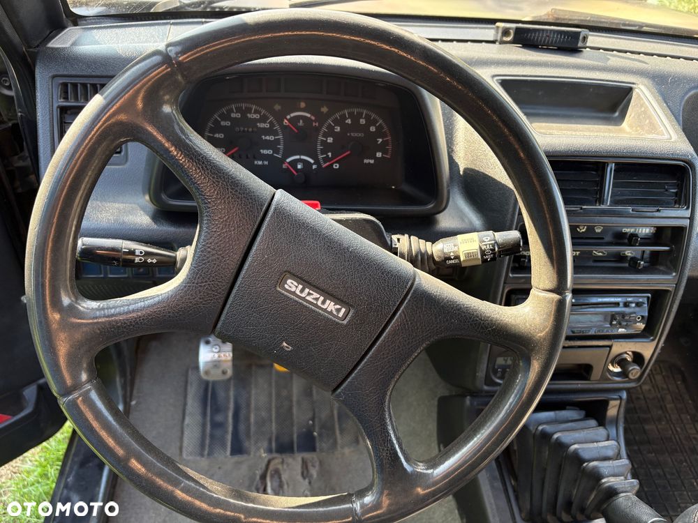 Suzuki Vitara - 11