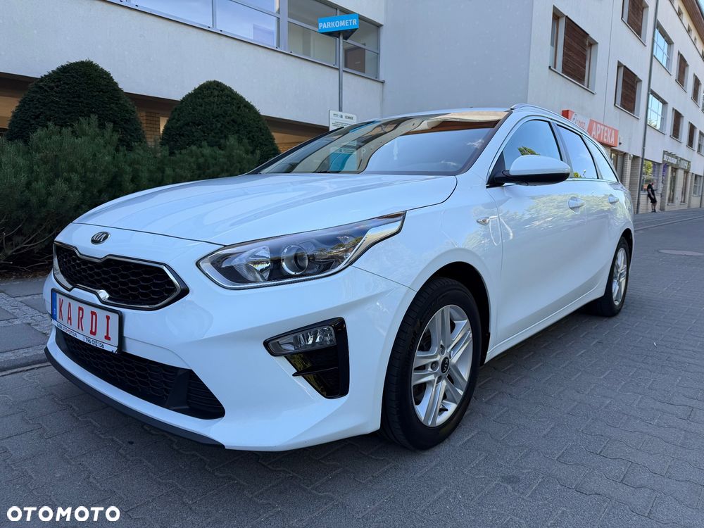 Kia Ceed 1.6 CRDi SCR L Business Line - 1
