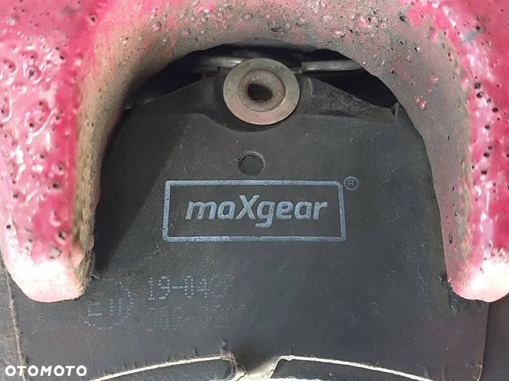 ZACISK HAMULCOWY LEWY TYŁ PRAWY TYŁ + LEWY PRZÓD PRAWY PRZÓD BORA I 2.3 V5 - 4