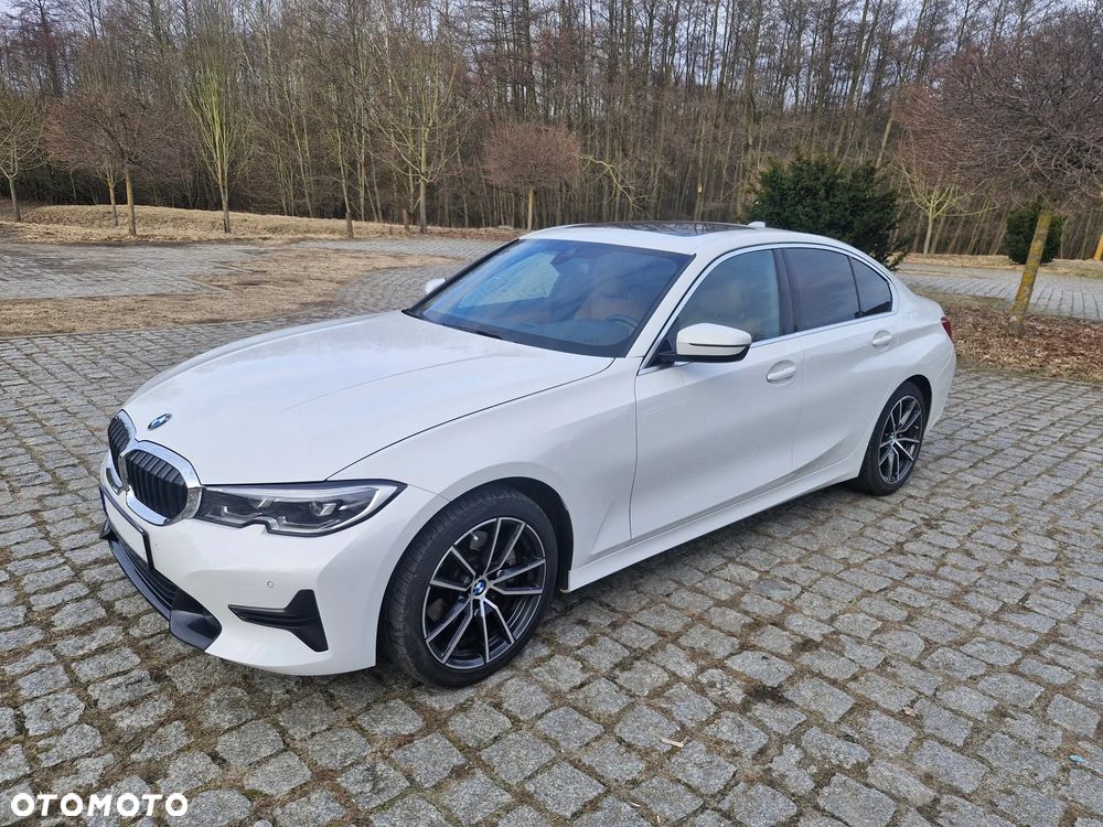 BMW Seria 3 330i Sport Line - 1