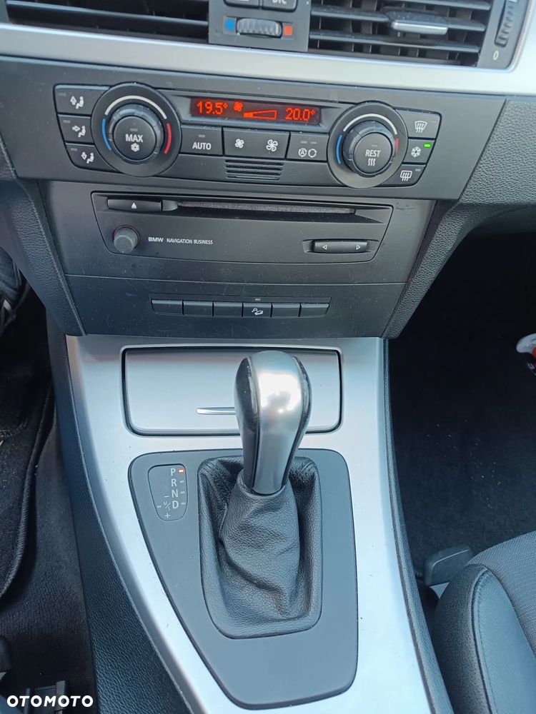 BMW Seria 3 - 27