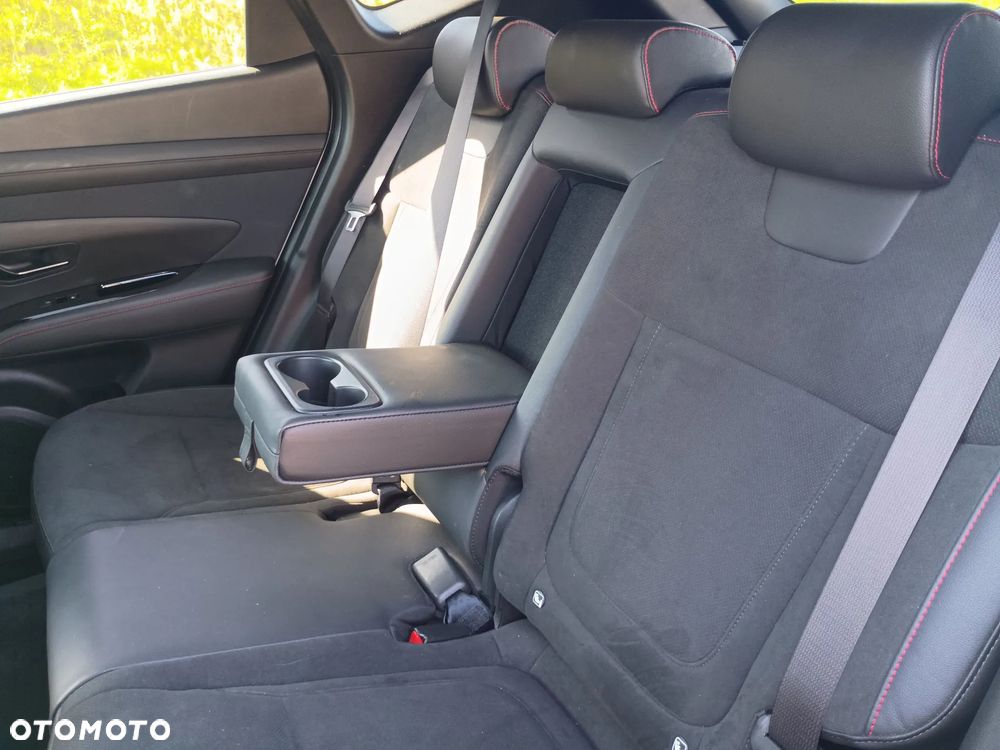 Hyundai Tucson 1.6 T-GDi 48V N-Line 4WD DCT - 17