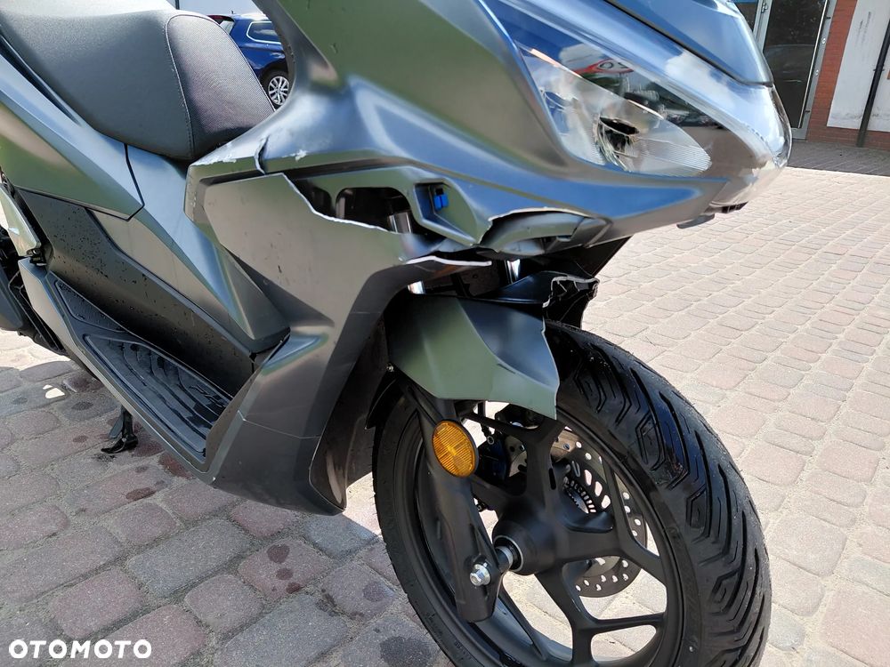 Honda PCX - 9
