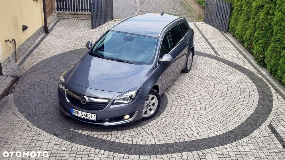 Opel Insignia - 25
