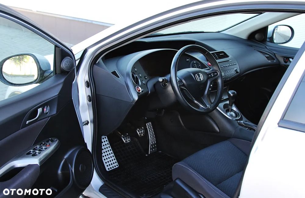 Honda Civic 1.4 Sport - 13
