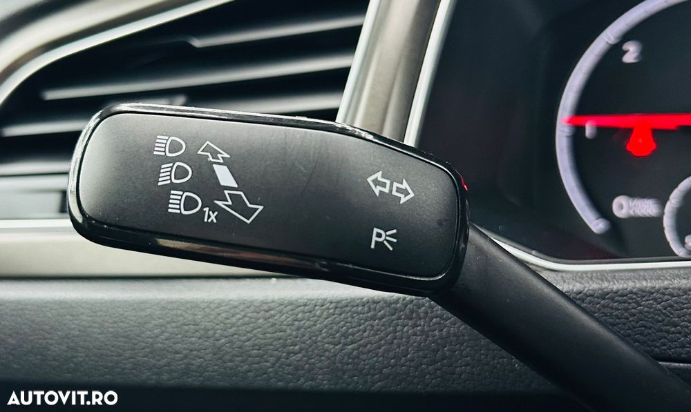 Volkswagen T-Roc 1.6 TDI SCR UNITED - 32