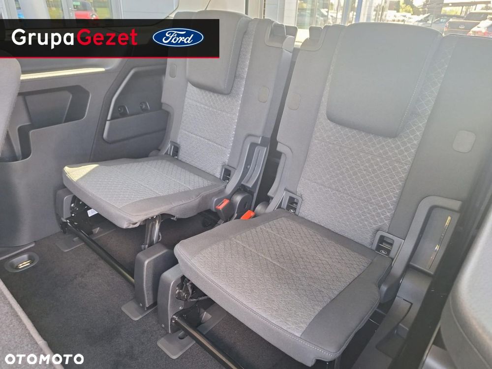 Ford Tourneo Connect - 17
