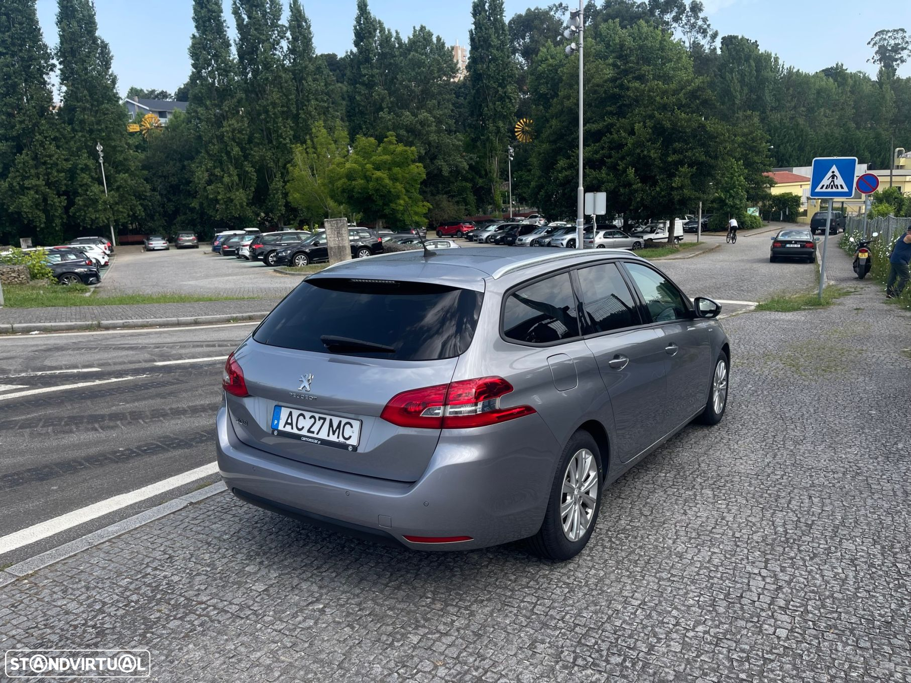 Peugeot 308 SW 1.5 BlueHDi Style - 11