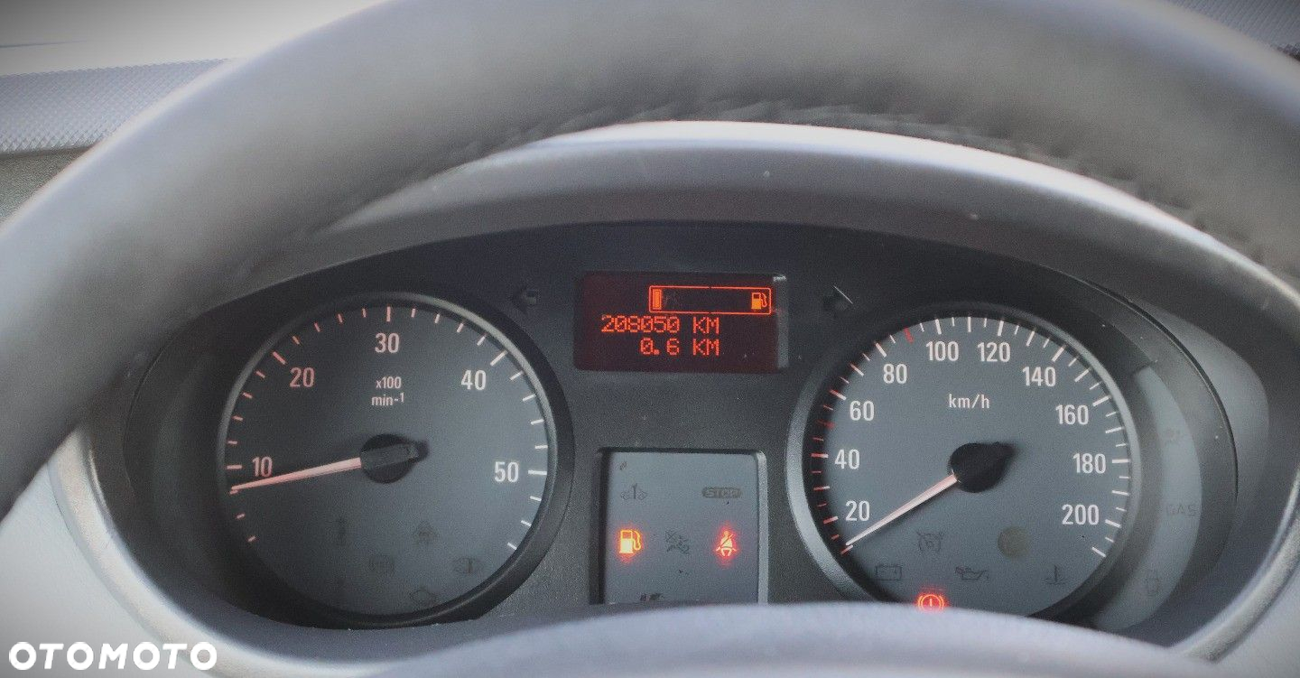 Nissan Primastar - 22