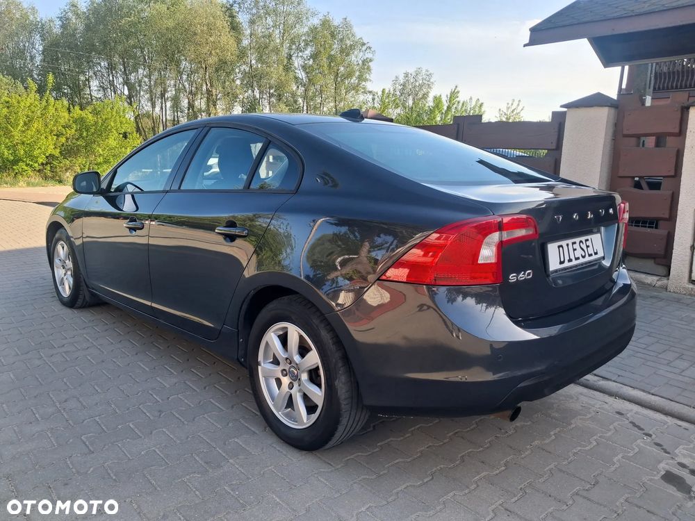 Volvo S60 DRIVe Kinetic - 2