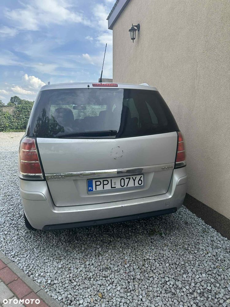 Opel Zafira 1.9 CDTI Elegance - 4