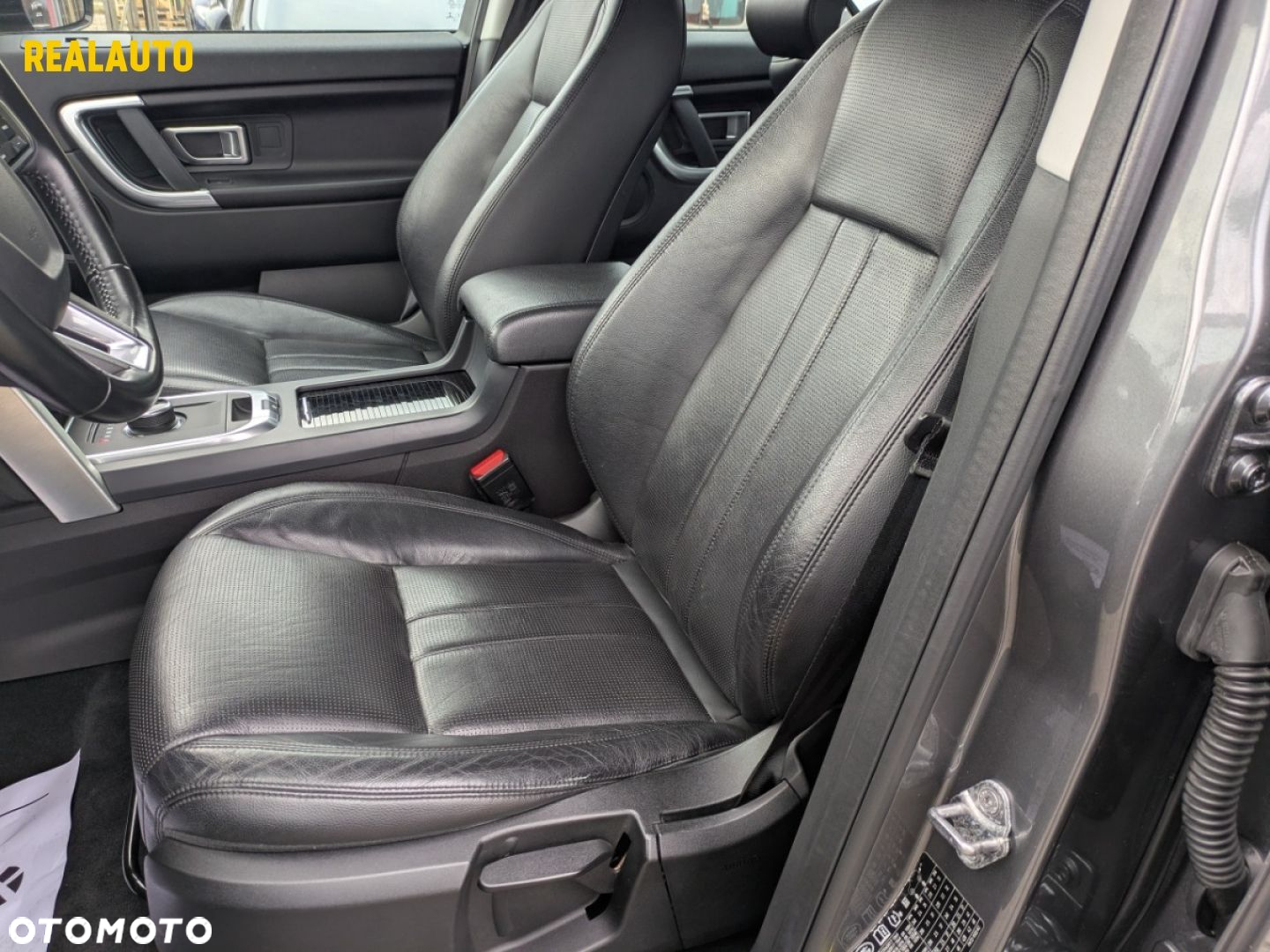 Land Rover Discovery Sport - 7
