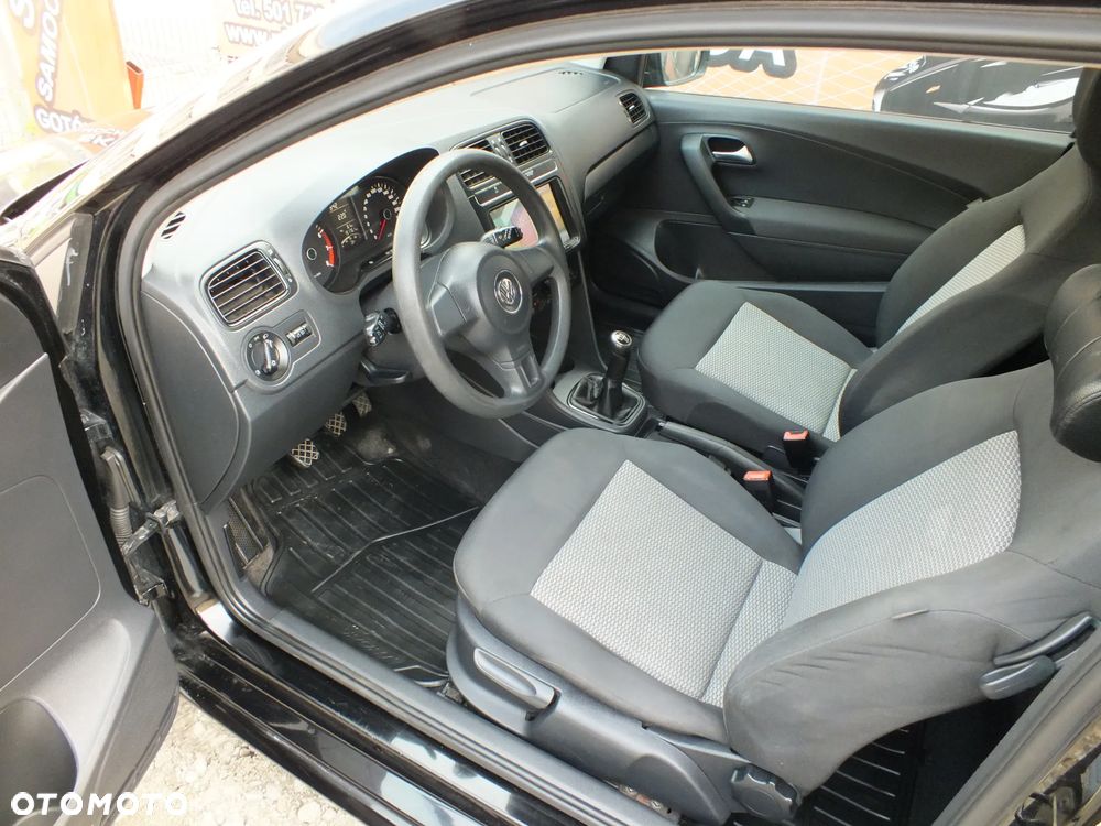 Volkswagen Polo - 12