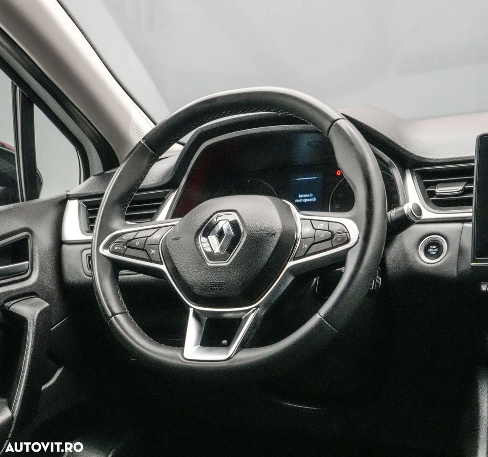 Renault Captur MHEV 140 Techno - 17