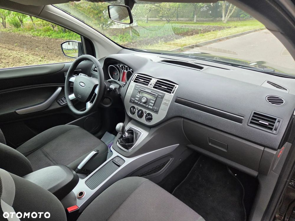 Ford Kuga - 6