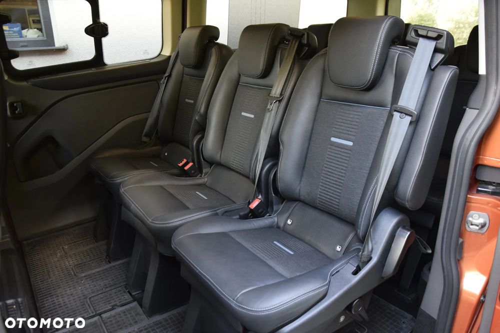 Ford Tourneo Custom 2.0 EcoBlue L2 Titanium X SelectShift - 27