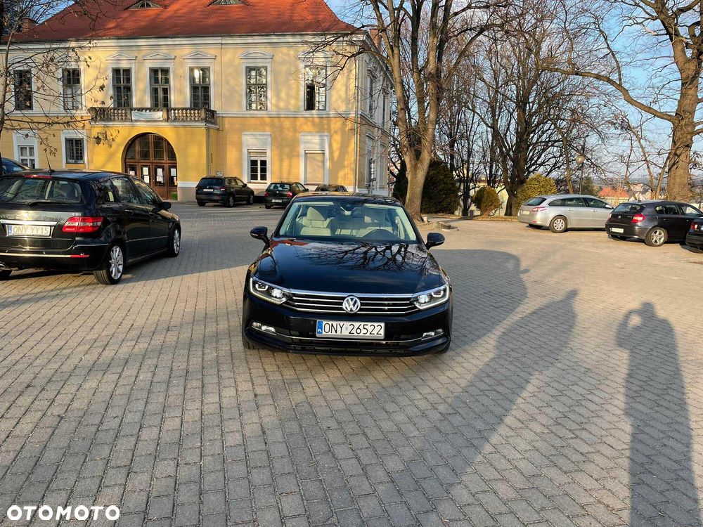 Volkswagen Passat - 4