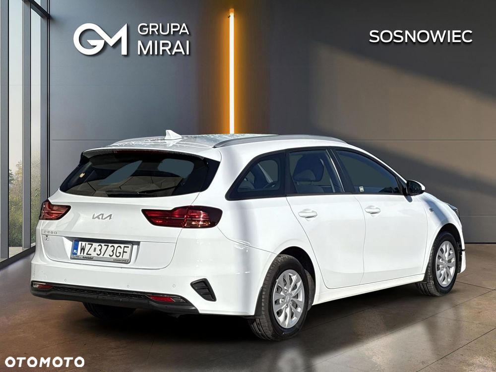 Kia Ceed - 5