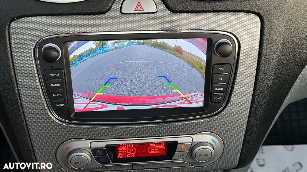 Ford Focus 2.0 16V Titanium - 5