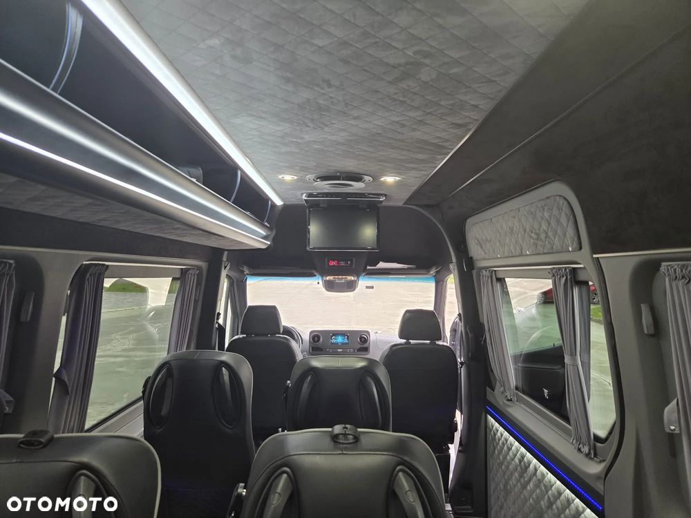 Mercedes-Benz Sprinter 319 CDI 907.235 - 14