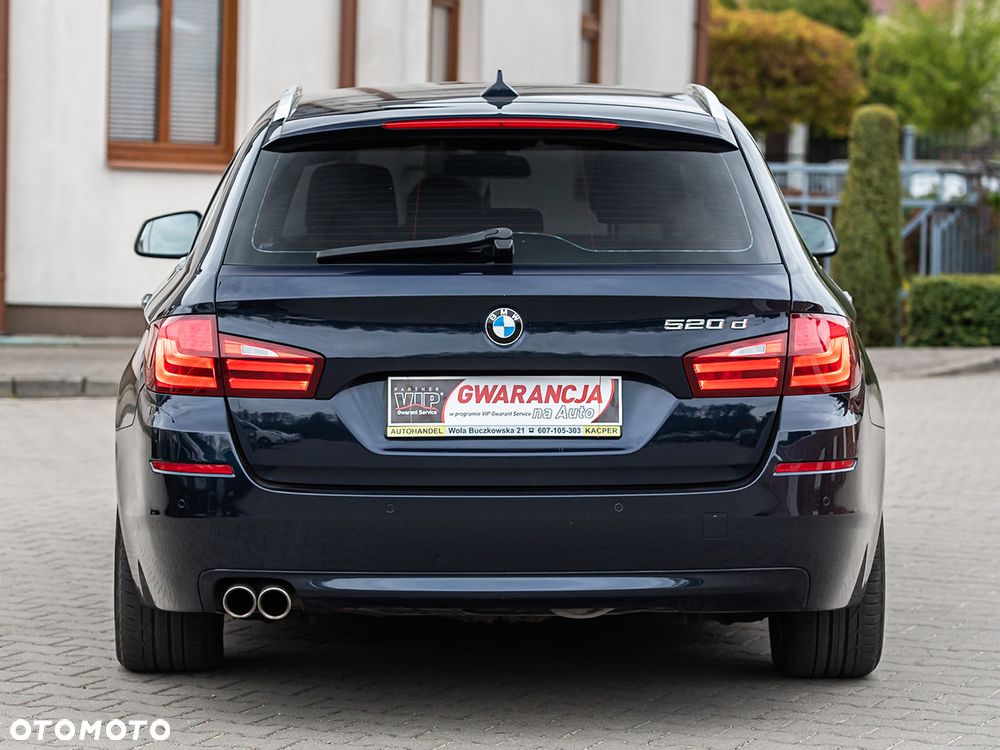 BMW Seria 5 520d - 10