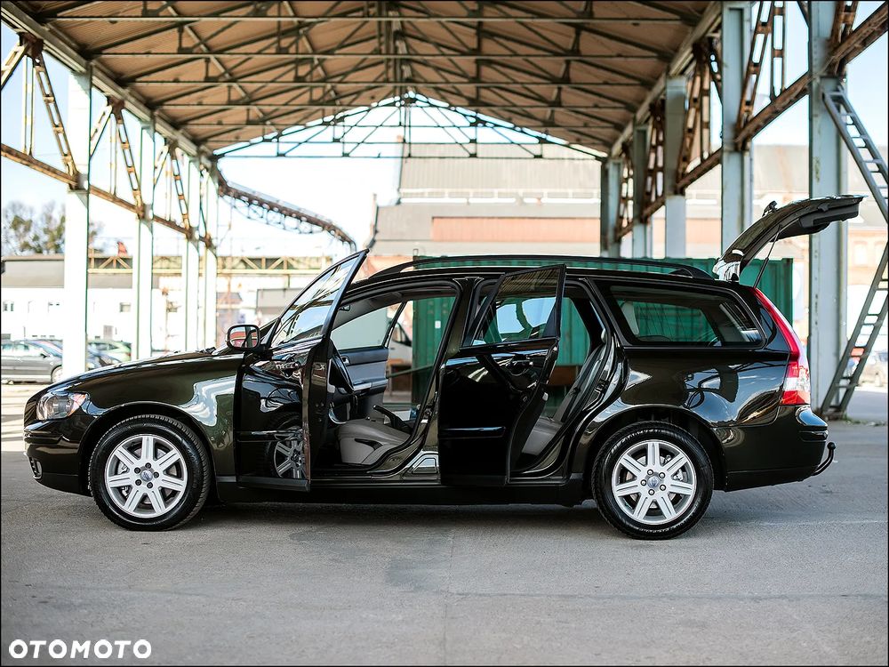 Volvo V50 - 11