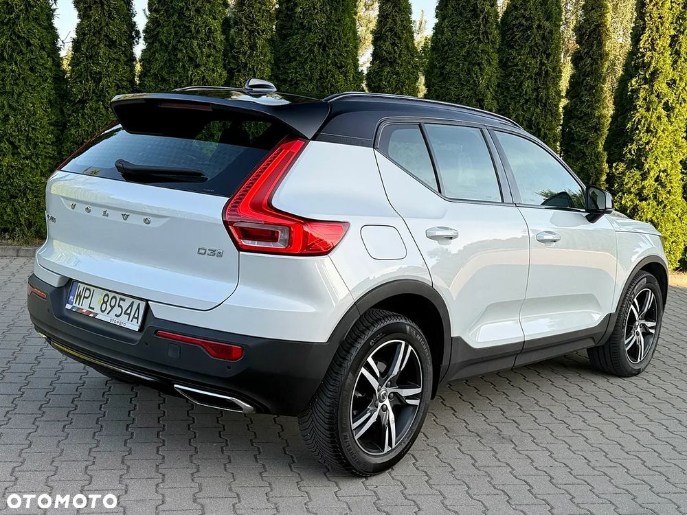 Volvo XC 40 D3 Geartronic R-Design - 13