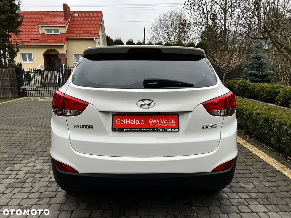 Hyundai ix35 1.6 2WD Fifa World Cup Edition - 11