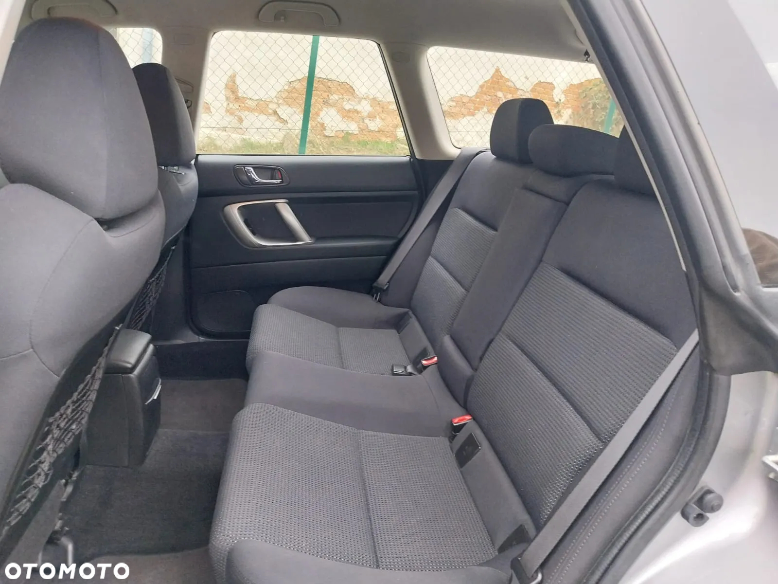 Subaru Legacy Kombi 2.0RA HID - 13