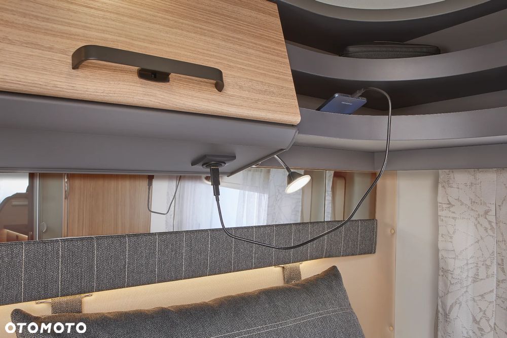 Carthago Malibu T 470 3.5 t - 4 os. / Mercedes / Alko - 12