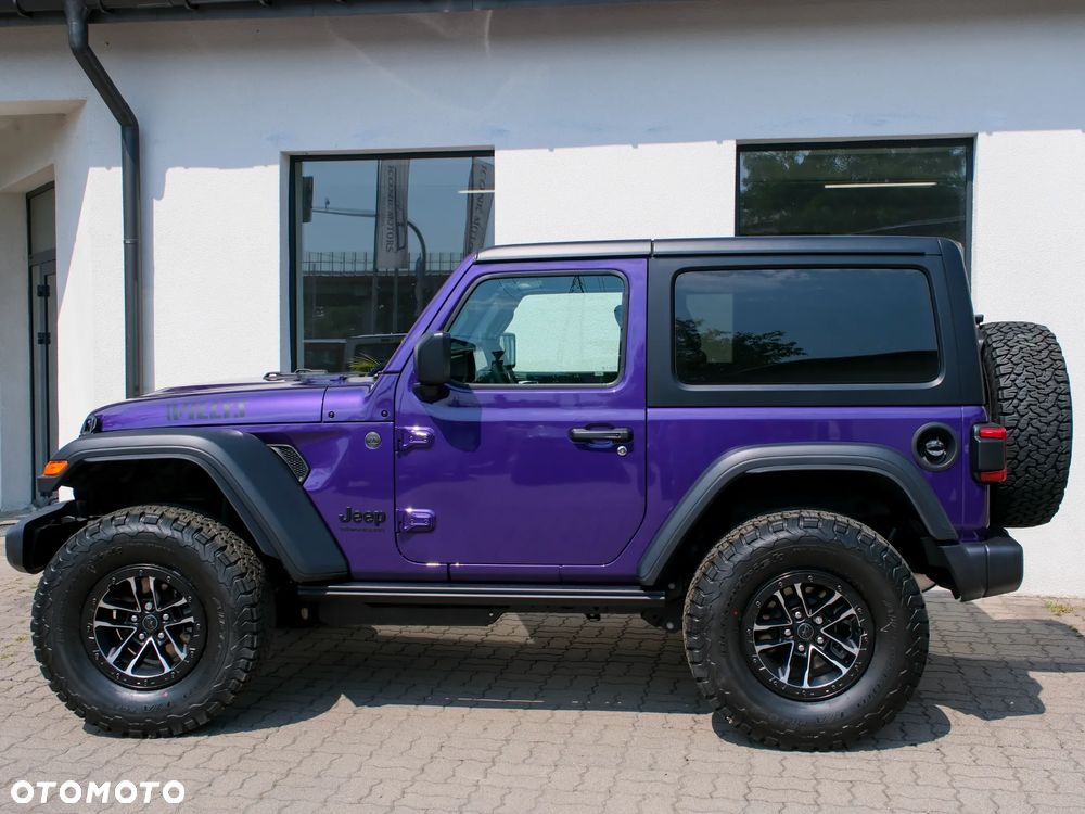 Jeep Wrangler - 8