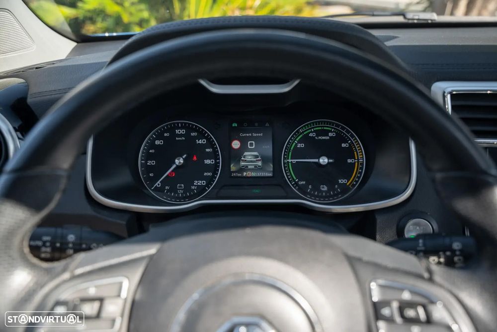 MG ZS EV 44.5 kWh Luxury - 13