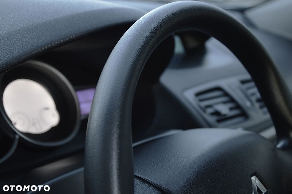 Renault Megane 1.6 16V 100 J'taime - 14