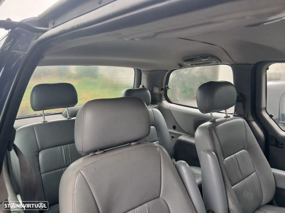 Kia Carnival 2.9 TDi LS Top - 1