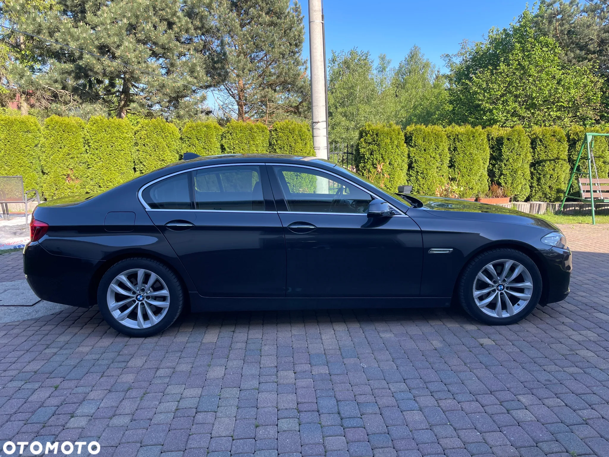 BMW Seria 5 520d Sport Line - 8