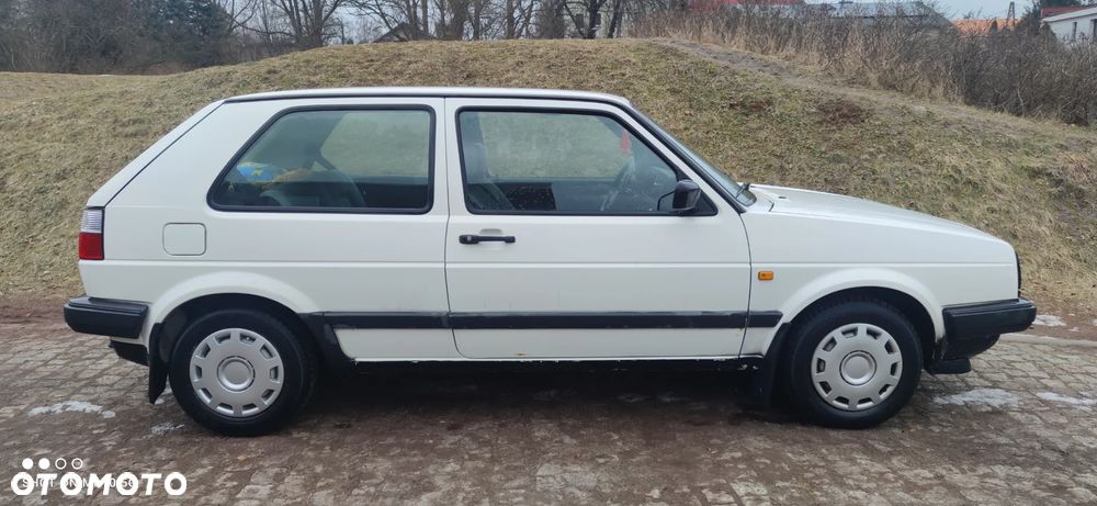 Volkswagen Golf 1.3 - 3
