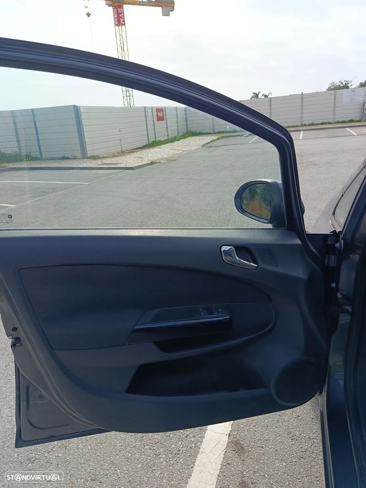 Opel Corsa 1.3 CDTI Enjoy EcoFLEX - 17