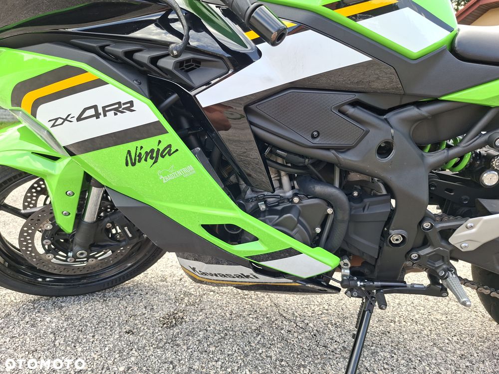 Kawasaki Ninja 400 - 13