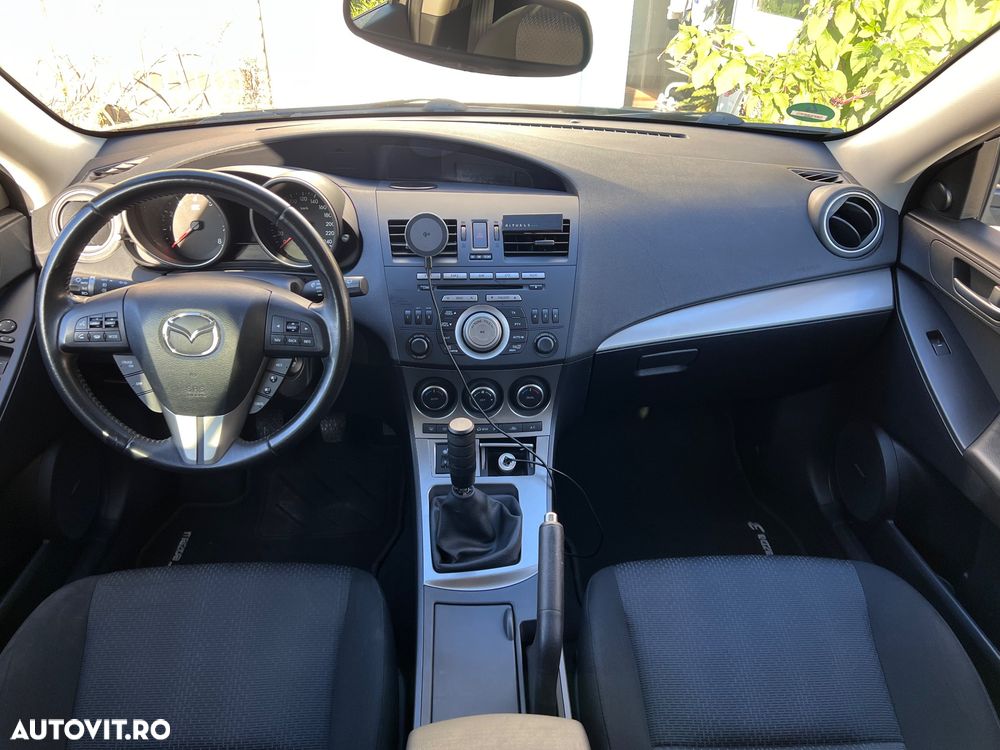 Mazda 3 - 15